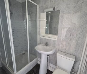 STUDIO A LOUER - PARIS 8EME ARRONDISSEMENT - 18.5 m - 999 € - Photo 3