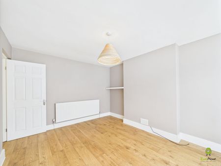 1 Bedroom - Photo 3