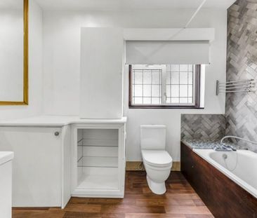 3 bedroom flat to rent - Photo 6