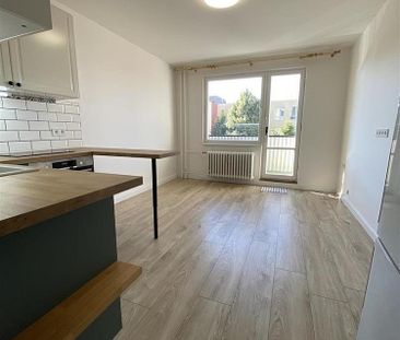 Pronájem bytu 1+kk 27 m² - Photo 1