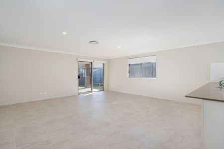 Neat and Tidy 4 Bedroom Home - Photo 2