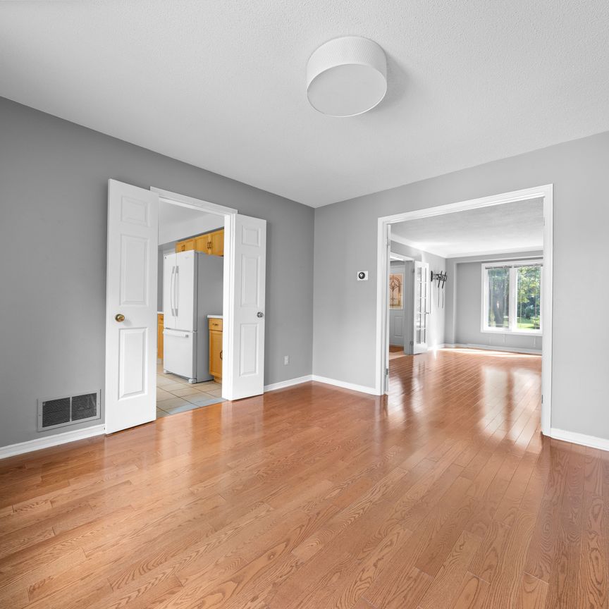 For Lease - 40 Humber Valley Crescent, King, Ontario - Photo 1