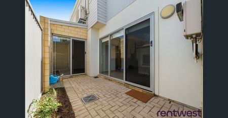 SEEKING SUN, SEA AND SAND? - Photo 4