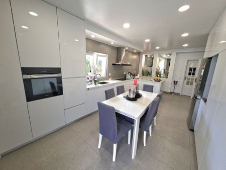 4 bedroom luxury House for rent in Lagos, Distrito de Faro - Photo 4