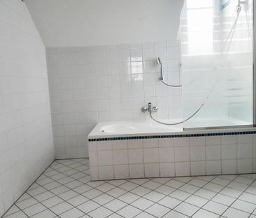 3-Zimmer-Wohnung mit Balkon, Garagenstellplatz und Kellerabteil in ... - Photo 5