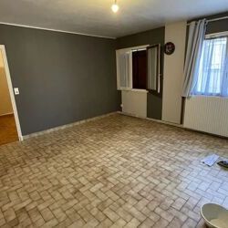 Location Appartement 151 m2 à Saint-Quentin - Photo 1