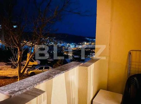 4 camere decomandate, 70 mp, mobilat si utilat, zona Golden Tulip - Photo 2