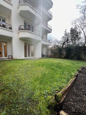 AU PIED DU RER AULNAY SOUS BOIS - T2 - - Photo 4