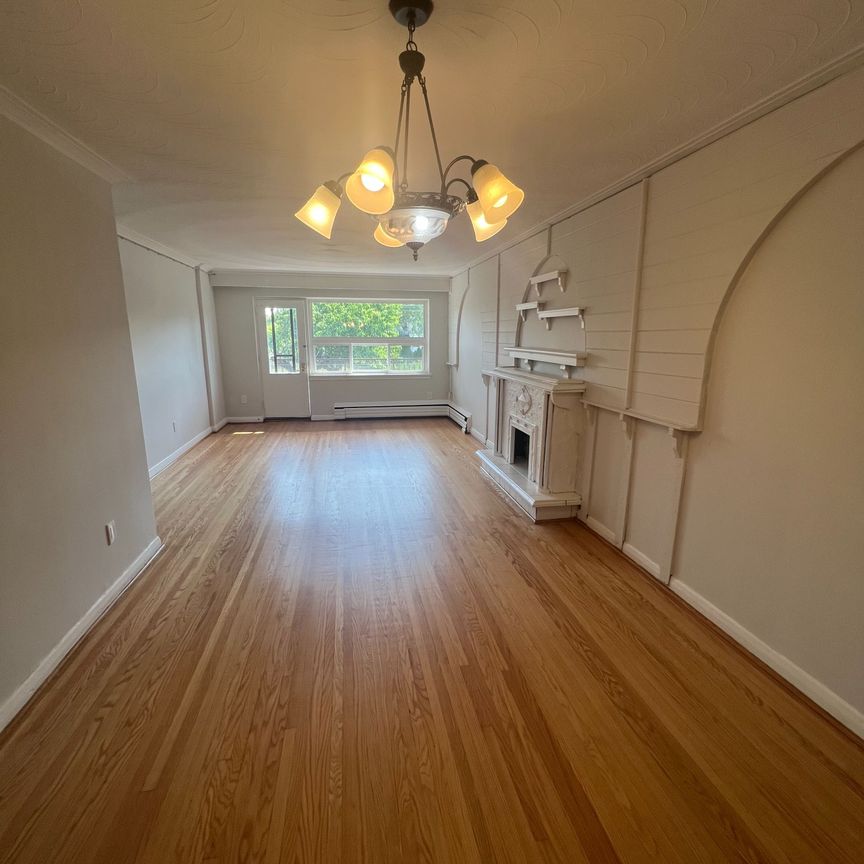 For Lease - 251 Pannahill Road Unit# 2, Toronto, Ontario - Photo 1