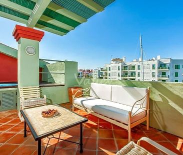 3 bedroom luxury penthouse for rent in Sotogrande, Andalusia - Photo 1