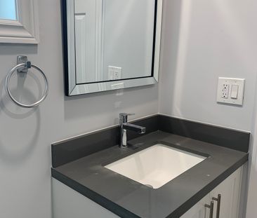 For Lease - 12 Mansfield Avenue Unit# 101, Toronto, Ontario - Photo 5