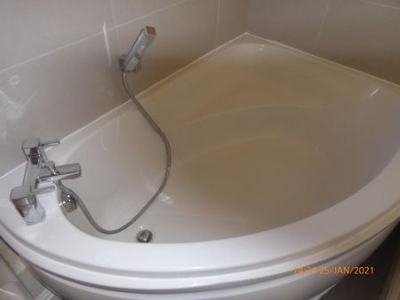 1 bedroom ground floor flat to rent - Photo 5