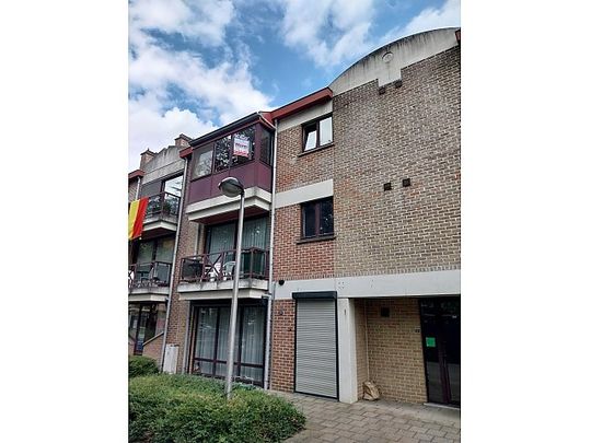 Heilig-Hartplein 23 bus 7 - Photo 1