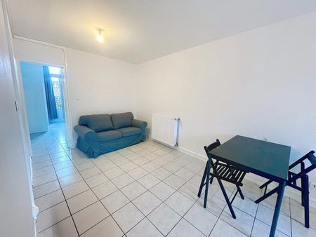 Appartement À Louer 2 Pièces , 36 M² - Photo 3