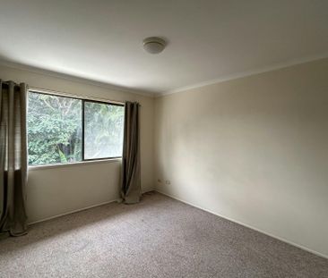 THIS DELIGHTFUL HOME STRIKES THE PERFECT BALANCE BETWEEN COMFORT AN... - Photo 1