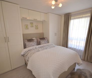 Immaculate One Bedroom Apartment to let in Southfields, Northampton - Photo 6