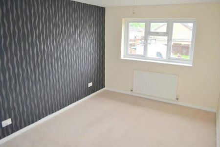 3 bedroom terraced house to rent - Photo 4