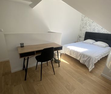 APPARTEMENT F1 BIS MEUBLÉ - CENTRE VILLE - Photo 2