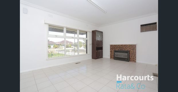 Charming 3-Bedroom Home in Thomastown - Photo 1