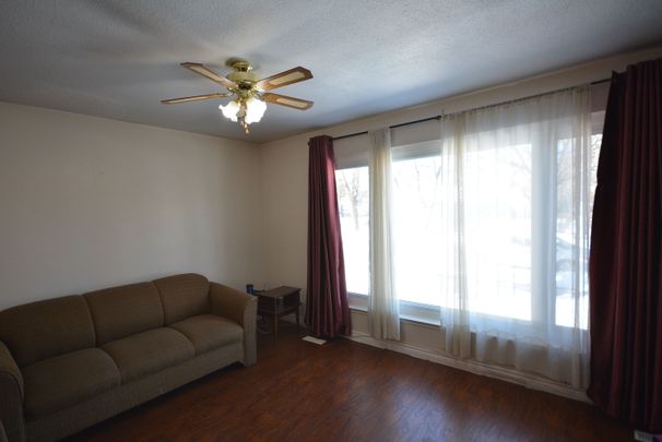 For Lease - 1463 Glen Rutley Circle, Mississauga, Ontario - Photo 1