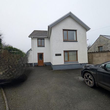 4 bedroom detached house to rent - Photo 4