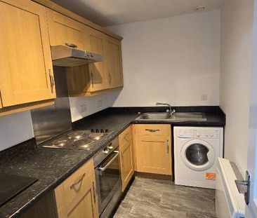 2 bedroom flat to rent - Photo 4