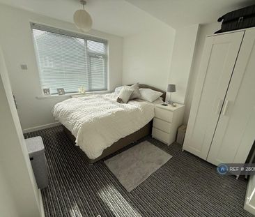 1 bedroom flat to rent - Photo 6