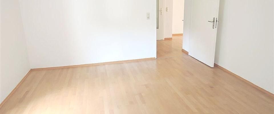 Trier-Ehrang: Großzügige 2,5-Zimmer-Wohnung mit schönem Ausblick und Kellerraum - Foto 1