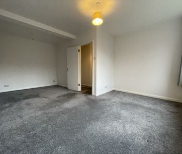 2 Bedroom Flat To Let - Photo 1