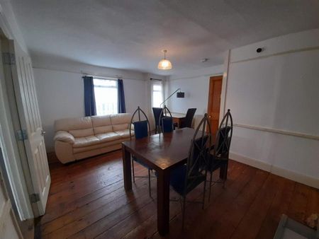 6 bedroom house to rent - Photo 2