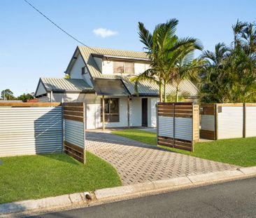 SPACIOUS FAMILY HOME WITH DUAL ACCESS IN LAWNTON - Photo 4