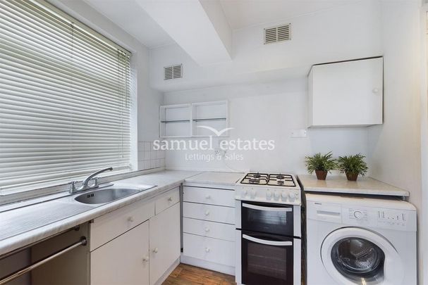 2 bedroom flat to rent - Photo 1