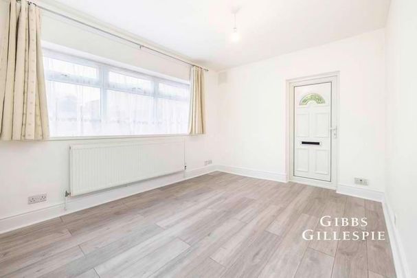 Headstone Lane, Harrow, HA3 - Photo 1