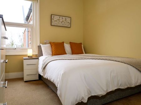 Fabulous referbished property in Portswood - Photo 5