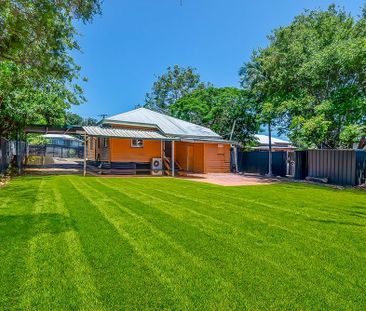 Family Home with Air Conditioning and Large Yard! - Photo 1