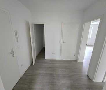 Wunderschöne EG-Wohnung mit bodengleicher Dusche und großem Balkon - Foto 1