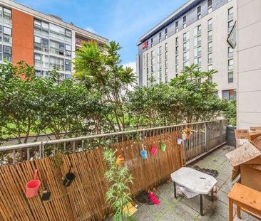 Capital East Apartments Western Gateway, E16 - Photo 4