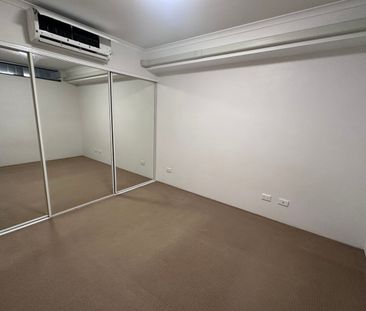 AXIS TARINGA: Fantastic One Bedder - Unfurnished - Photo 4