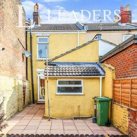 Penhale Road, Fratton, PO1 - Photo 1