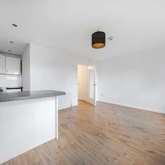 Burwell Drive, Witney, OX28 - Photo 1