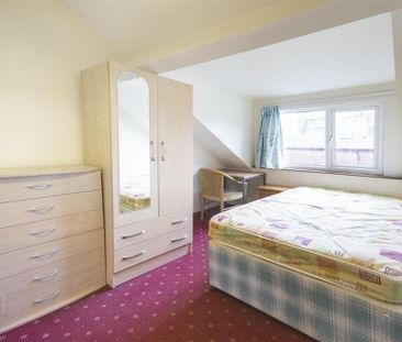 3 Cadogan Street, Belfast, BT7 1QW - Photo 4