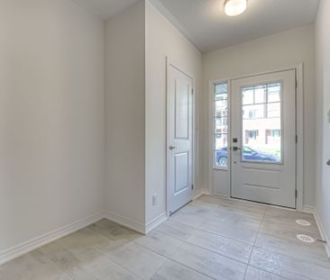 For Lease - 1112 Lockie Drive, Oshawa, Ontario - Photo 5