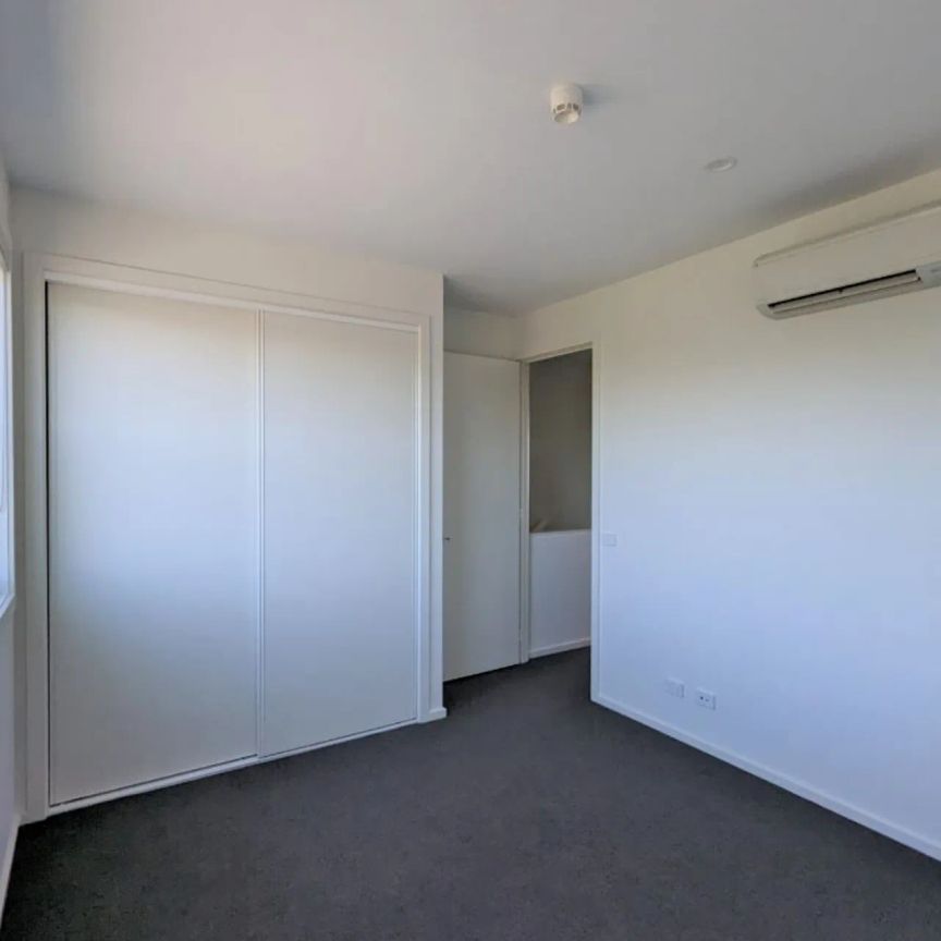 Unit 7/4 Stanley Avenue, - Photo 1