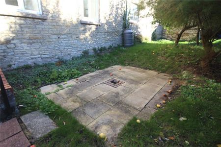 2 bedroom cottage to rent - Photo 5