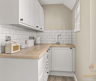 The Charismatic Property - Photo 6