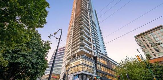 Downtown One Burrard English bay view furnished Luxury 2B+2B+1Den. - Photo 2