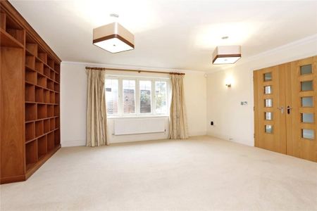 6 bedroom detached house to rent - Photo 4