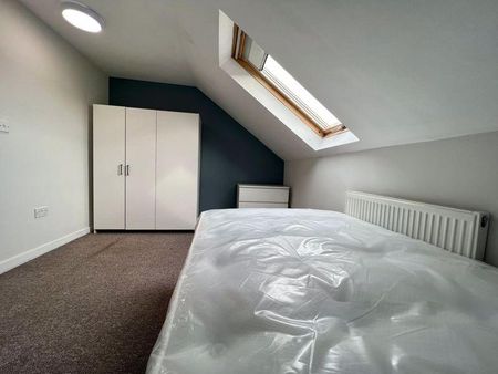 5 bedroom maisonette to rent - Photo 4