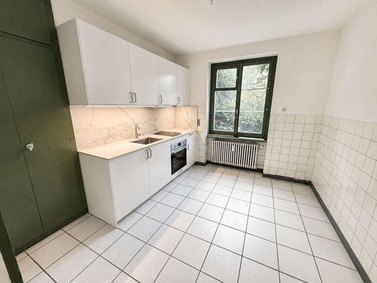 Charmantes Altbau-Bijou in der historischen St. Alban-Vorstadt - Photo 1