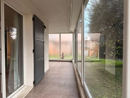 Location Appartement 2 pièces 35m² - Photo 3